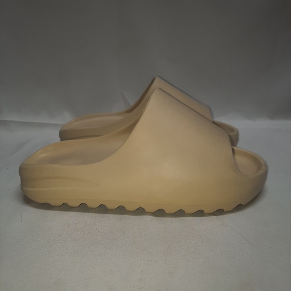 NEW Summer slides Creamy Tan Y2Y Slippers Unisex 39-40 - Picture 4 of 9